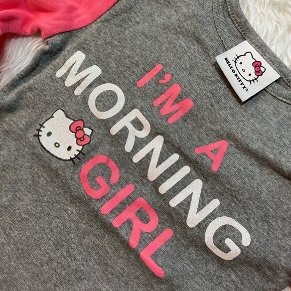 Hello Kitty Top - Picture 2 of 3